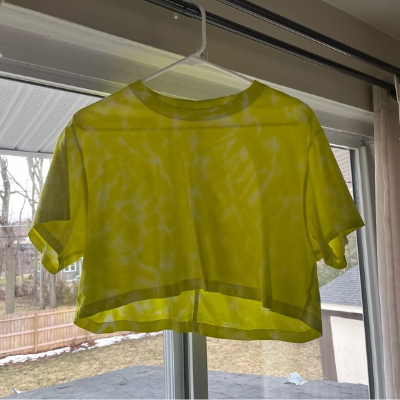 Lululemon All Yours Cropped Cotton T-Shirt 
Marmoleado Tie Dye Highlight Yellow - Picture 3 of 3